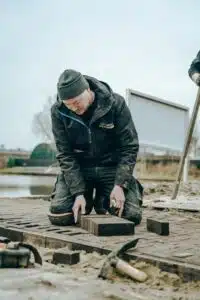 Bestrating leggen
