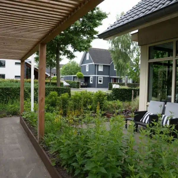 Houten pergola met looppad Houten pergola met looppad