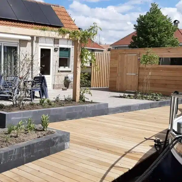 Houten vlonder Houten vlonder