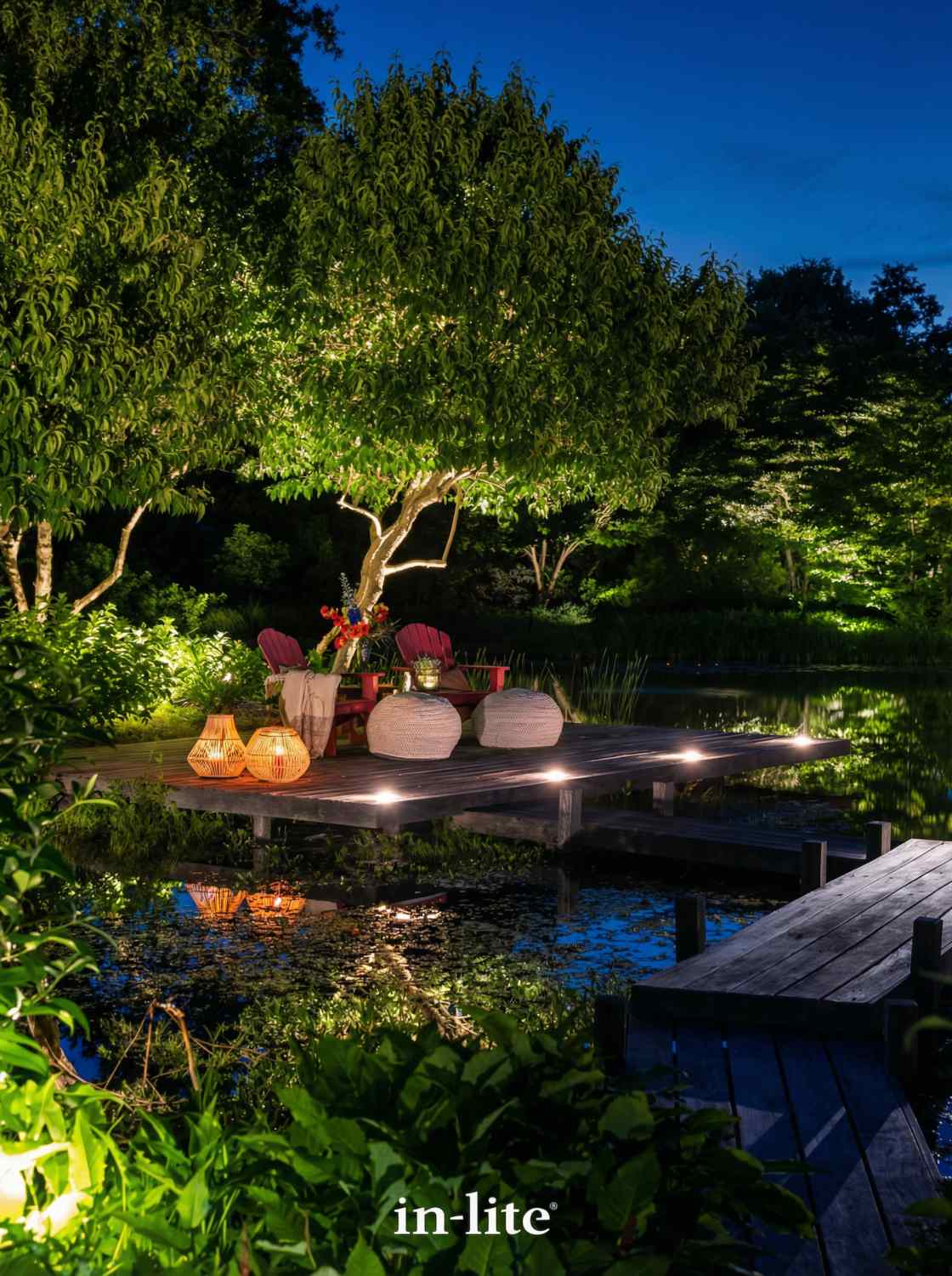 Sfeervolle verlichting op vlonder